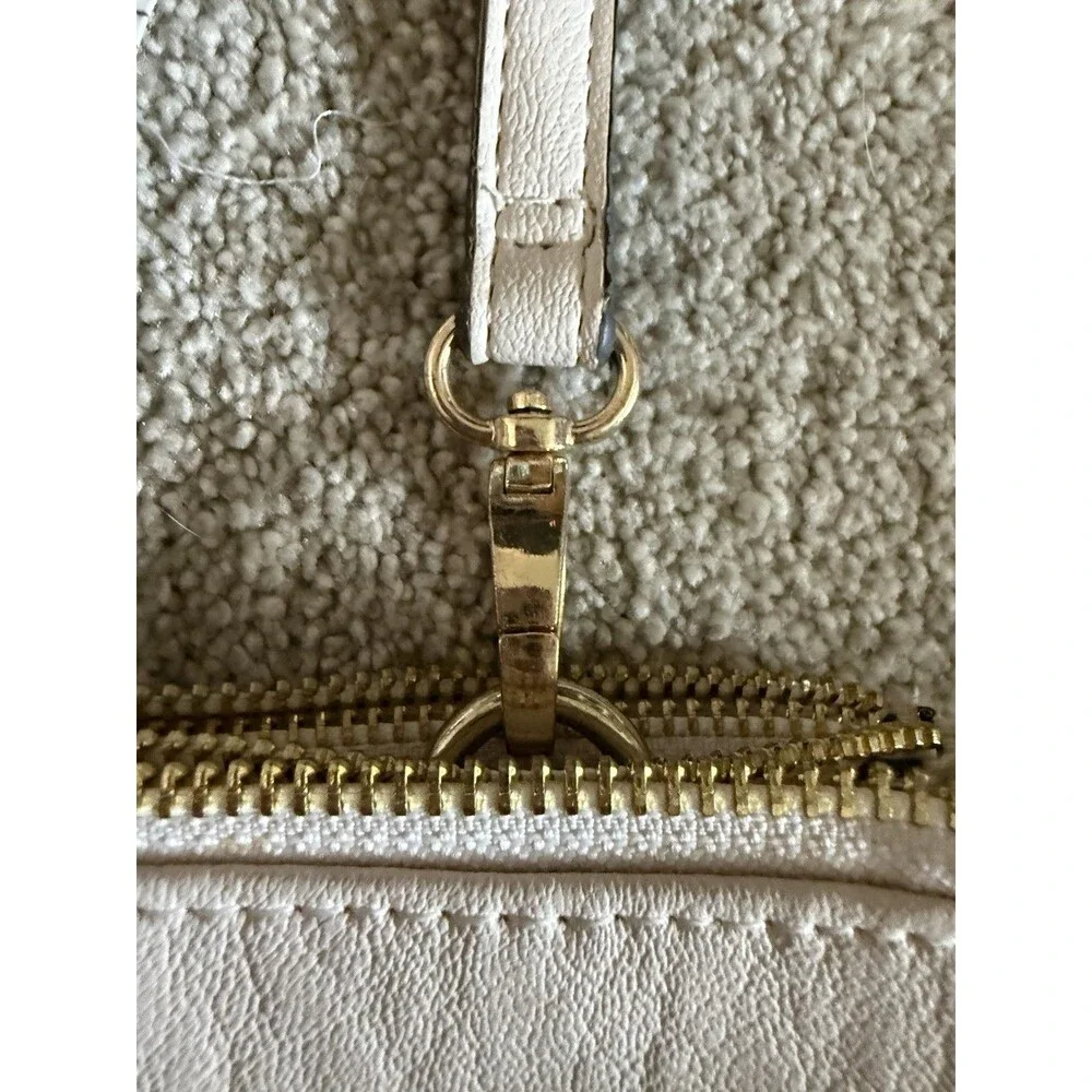 Jessica Simpson  Crossbody Bag  Ivory Gold Purse Detachable Strap Feather Summer